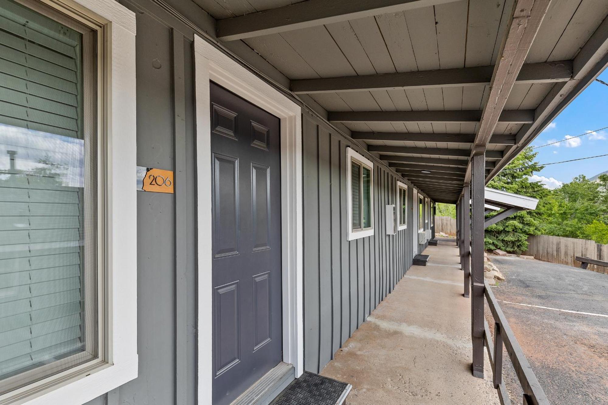 Venture At Route 66 Apartment Flagstaff Bagian luar foto