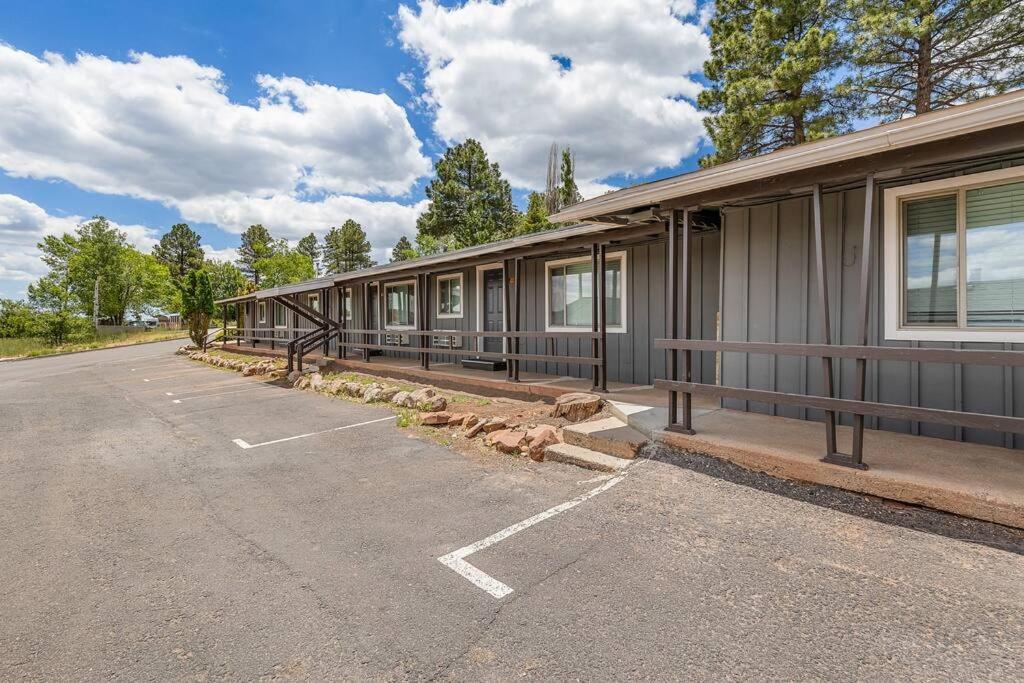 Venture At Route 66 Apartment Flagstaff Bagian luar foto